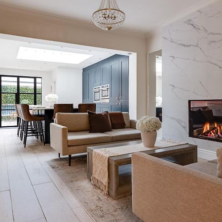 Вилла Luxury Georgian Townhouse With Cinema And Parking Честер Экстерьер фото