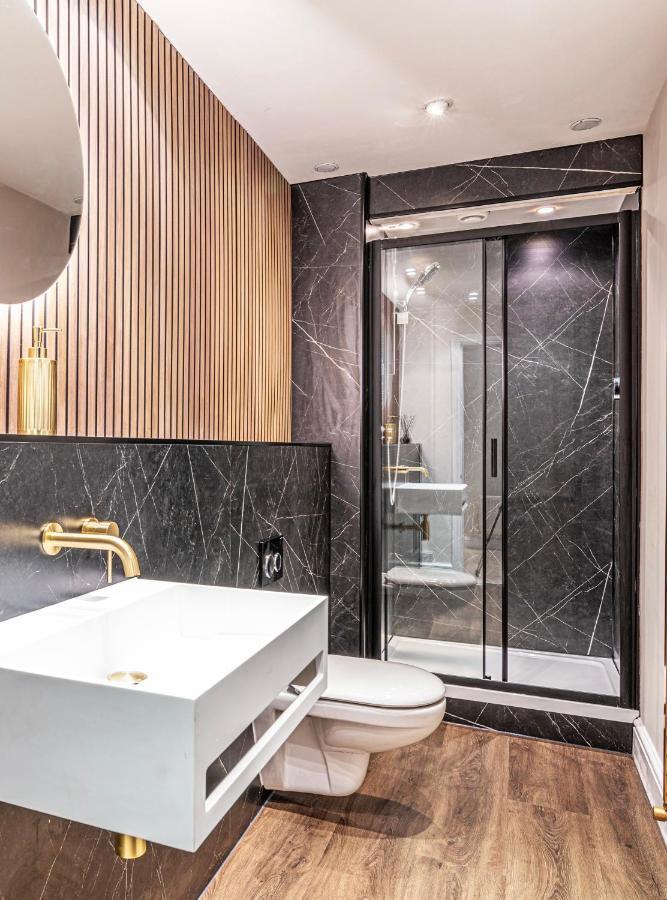 Вилла Luxury Georgian Townhouse With Cinema And Parking Честер Экстерьер фото
